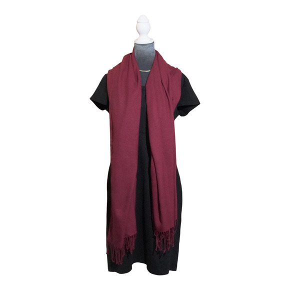 Unbranded Accessories - True Red Large Scarf Shawl Wrap Tight Knit Cotton-Like Unbranded No Tag Romantic